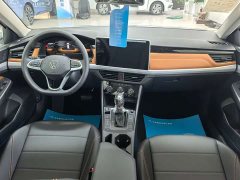 Volkswagen Bora 200TSI DSG Comfort Navigation Edition - ფოტო 8