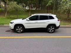 Jeep Cherokee 2020 2.0T Two-Wheel Drive Leading Edition - ფოტო 3