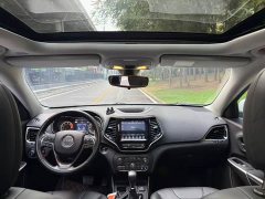 Jeep Cherokee 2020 2.0T Two-Wheel Drive Leading Edition - ფოტო 8