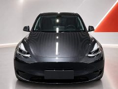 Tesla Model Y Rear-Wheel Drive - ფოტო 2