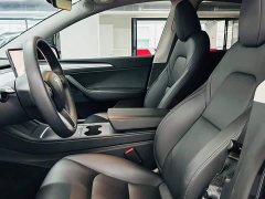 Tesla Model Y Rear-Wheel Drive - ფოტო 7