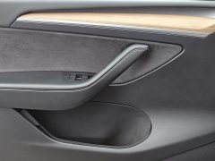 Tesla Model Y 2022 Facelift Long Range All-Wheel Drive - ფოტო 9