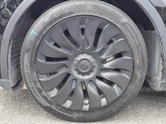 Tesla Model Y Standard Range RWD - ფოტო 7