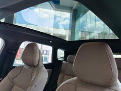 Volvo XC70 Plug-in Hybrid Two-Wheel Drive Long Range Core - ფოტო 12