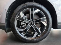 Volvo XC70 Plug-in Hybrid Two-Wheel Drive Long Range Core - ფოტო 16