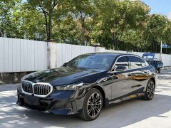 BMW 5 Series 525Li M Sport Package - ფოტო 1