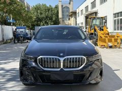 BMW 5 Series 525Li M Sport Package - ფოტო 2