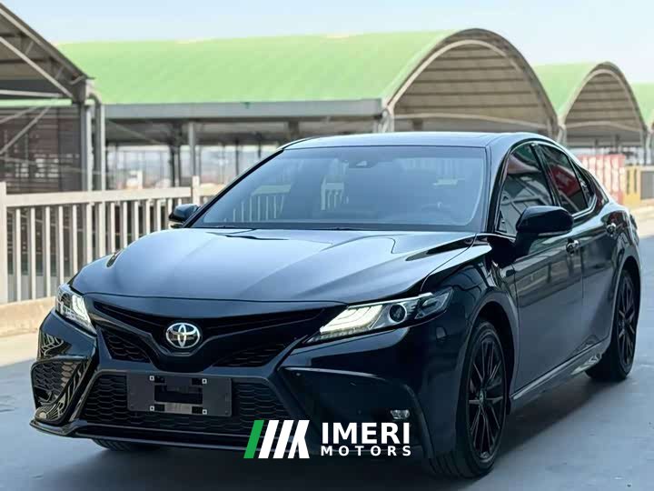 Toyota Camry 2.0S Knight Edition