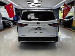 Toyota 2026 Sienna 2.5L Hybrid AWD Luxury - ფოტო 5
