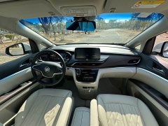 Buick GL8 Land Executive Cabin 652T Luxury - ფოტო 9