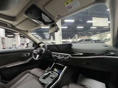 BMW 3 Series 2023 320i M Sport Package - ფოტო 14