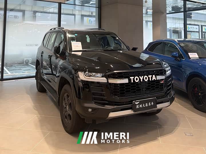 Toyota Land Cruiser (Imported) LC300 2023 3.3T Middle East Version - ავტომობილი ჩინეთიდან