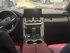 Toyota Land Cruiser (Imported) LC300 2023 3.3T Middle East Version - ფოტო 11