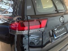 Toyota Land Cruiser (Imported) LC300 2023 3.3T Middle East Version - ფოტო 7