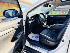 Toyota Highlander 2.0T AWD Luxury 7-Seater - ფოტო 8