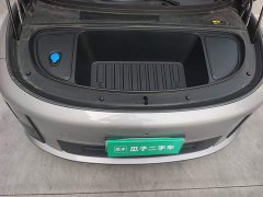 Li Auto i6 Four-Wheel Drive Standard Edition - ფოტო 16