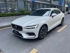 Volvo S60 B4 Smart Luxury Edition - ფოტო 1
