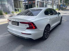 Volvo S60 B4 Smart Luxury Edition - ფოტო 10