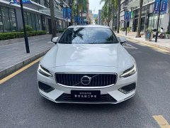 Volvo S60 B4 Smart Luxury Edition - ფოტო 2