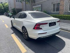 Volvo S60 B4 Smart Luxury Edition - ფოტო 8