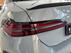 BMW M5 New Energy M5 - ფოტო 7