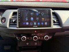 Honda Fit 1.5L CVT Trend Edition - ფოტო 10
