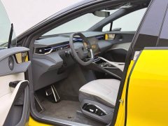Lotus ELETRE 2025 600 Luxury - ფოტო 8