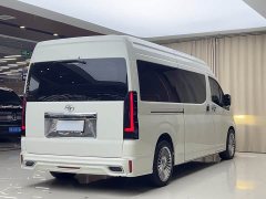 Toyota HIACE 3.5L Automatic - ფოტო 19