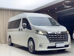 Toyota HIACE 3.5L Automatic - ფოტო 3