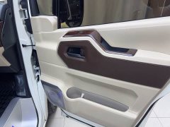 Toyota HIACE 3.5L Automatic - ფოტო 5