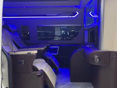 Toyota HIACE 3.5L Automatic - ფოტო 6