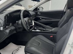 Hyundai Elantra 1.5L CVT Luxury - ფოტო 19