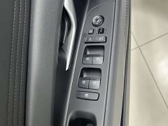 Hyundai Elantra 1.5L CVT Luxury - ფოტო 7