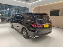 Honda Odyssey 2.0L e:HEV Sharp Premium Edition - ფოტო 5