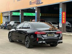 BMW 5 Series 530Li Luxury M Sport Package - ფოტო 20