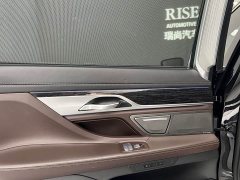 BMW 7 Series 730Li M Sport Package - ფოტო 10