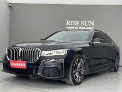 BMW 7 Series 730Li M Sport Package - ფოტო 13