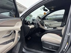 BYD Song Pro New Energy DM-i 71KM Glory Edition Pilot - ფოტო 10