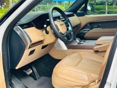 Land Rover Range Rover 2023 3.0 L6 400PS Prestige Seven-Seat Extended Wheelbase - ფოტო 7
