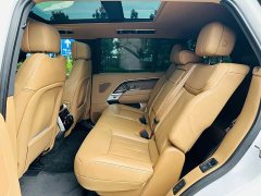 Land Rover Range Rover 2023 3.0 L6 400PS Prestige Seven-Seat Extended Wheelbase - ფოტო 9