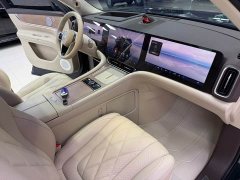 AITO M9 Extended Range Ultra 42kWh 6-Seater - ფოტო 6