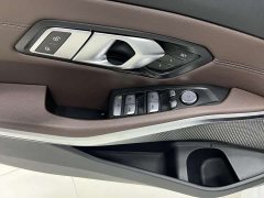 BMW 3 Series 320Li M Sport Package - ფოტო 13