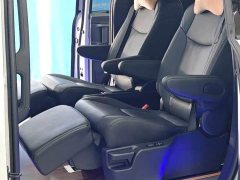 Toyota Sienna 2.5L Hybrid AWD Premium - ფოტო 6