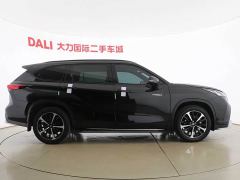 Toyota Crown Land Cruiser Crown Venza 2.5L HEV AWD Premium - photo 4