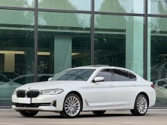 BMW 5 Series 530Li Luxury Edition Premium Package - ფოტო 1