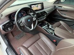 BMW 5 Series 530Li Luxury Edition Premium Package - ფოტო 2