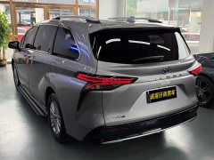 Toyota Sienna 2021 2.5L Hybrid Premium Edition - ფოტო 15