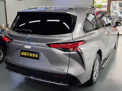 Toyota Sienna 2021 2.5L Hybrid Premium Edition - ფოტო 16