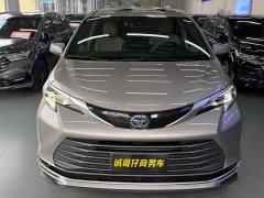 Toyota Sienna 2021 2.5L Hybrid Premium Edition - ფოტო 2