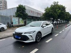 Toyota Avalon 2.0L Luxury - ფოტო 1
